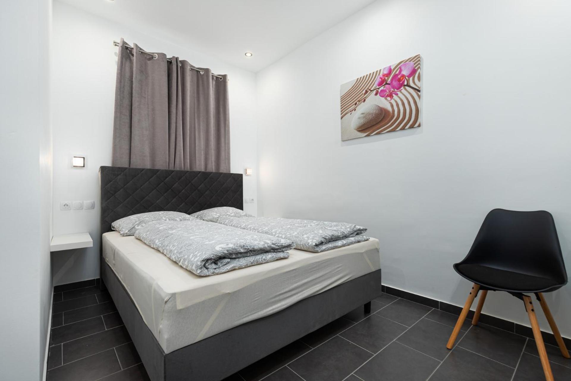 Rooms And Studio Flora Πόρετς Εξωτερικό φωτογραφία