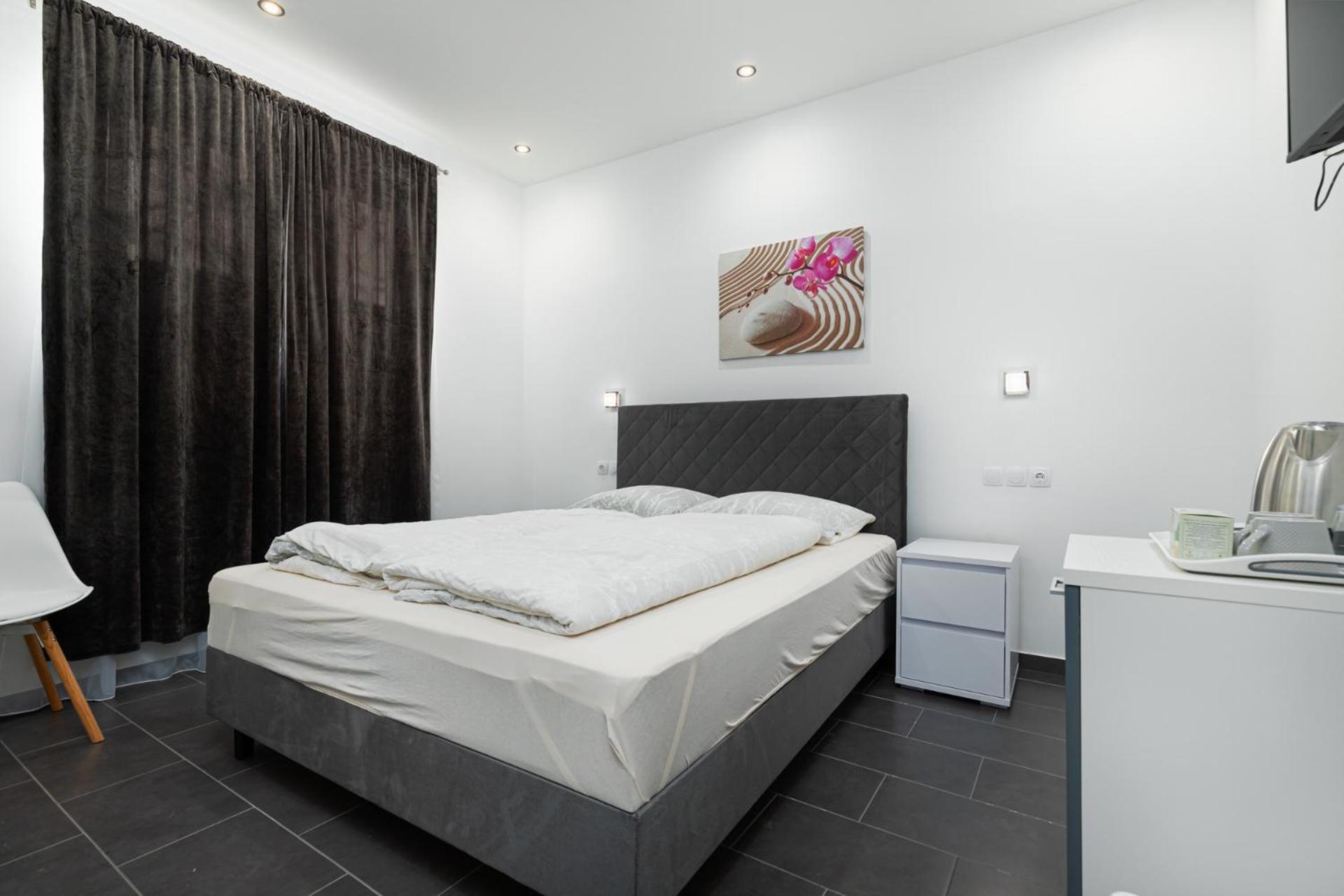 Rooms And Studio Flora Πόρετς Εξωτερικό φωτογραφία