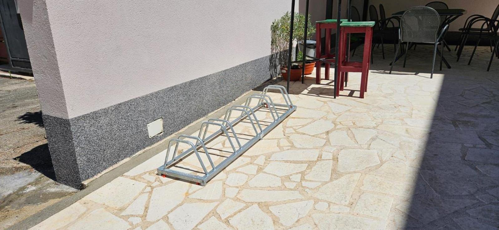 Rooms And Studio Flora Πόρετς Εξωτερικό φωτογραφία